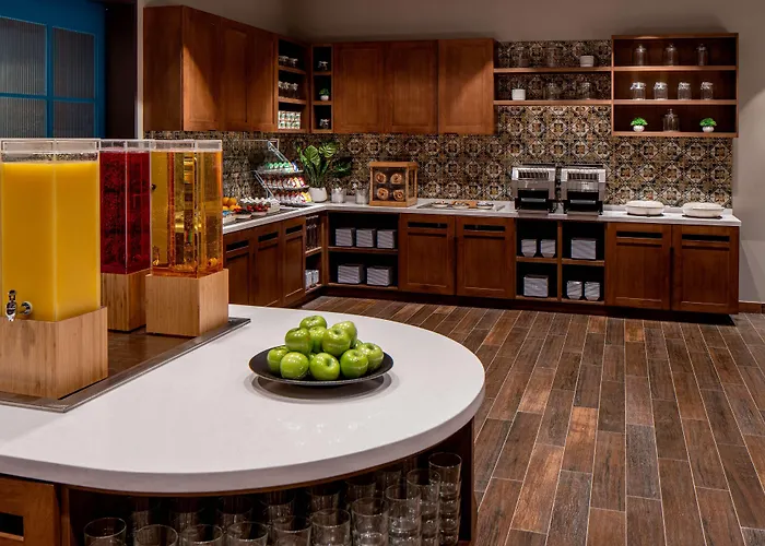 Hyatt Place Tampa Downtown